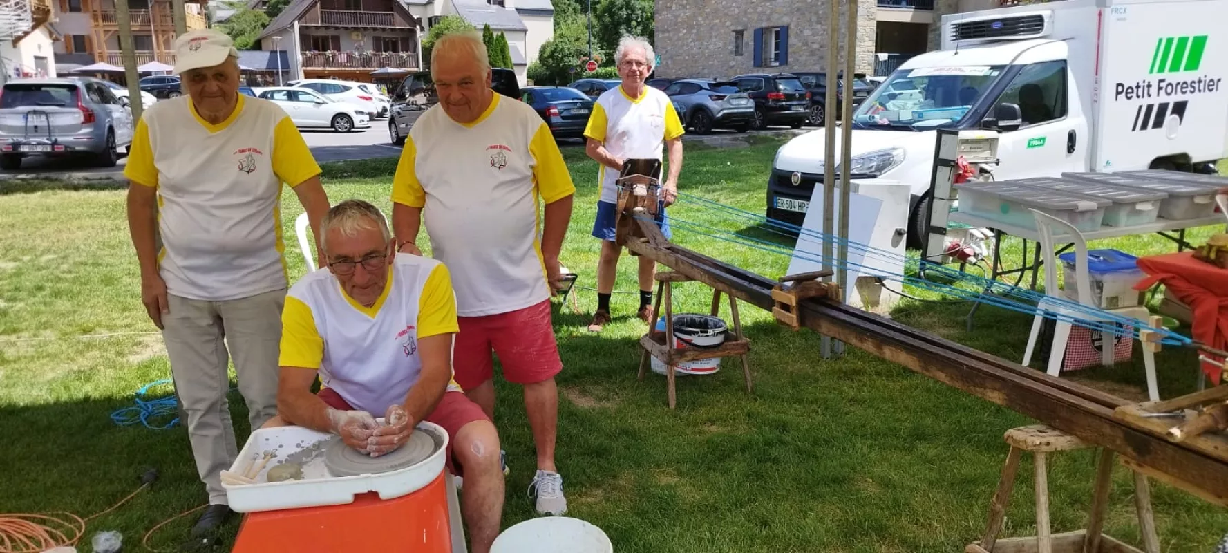 6f7837f2-0018-4c49-9742-57e70d56d2fd